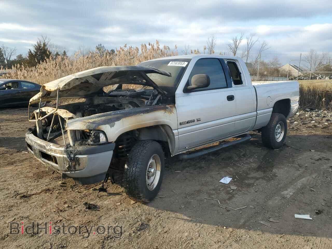 Photo 3B7HF13Y01G755896 - DODGE All Models 2001