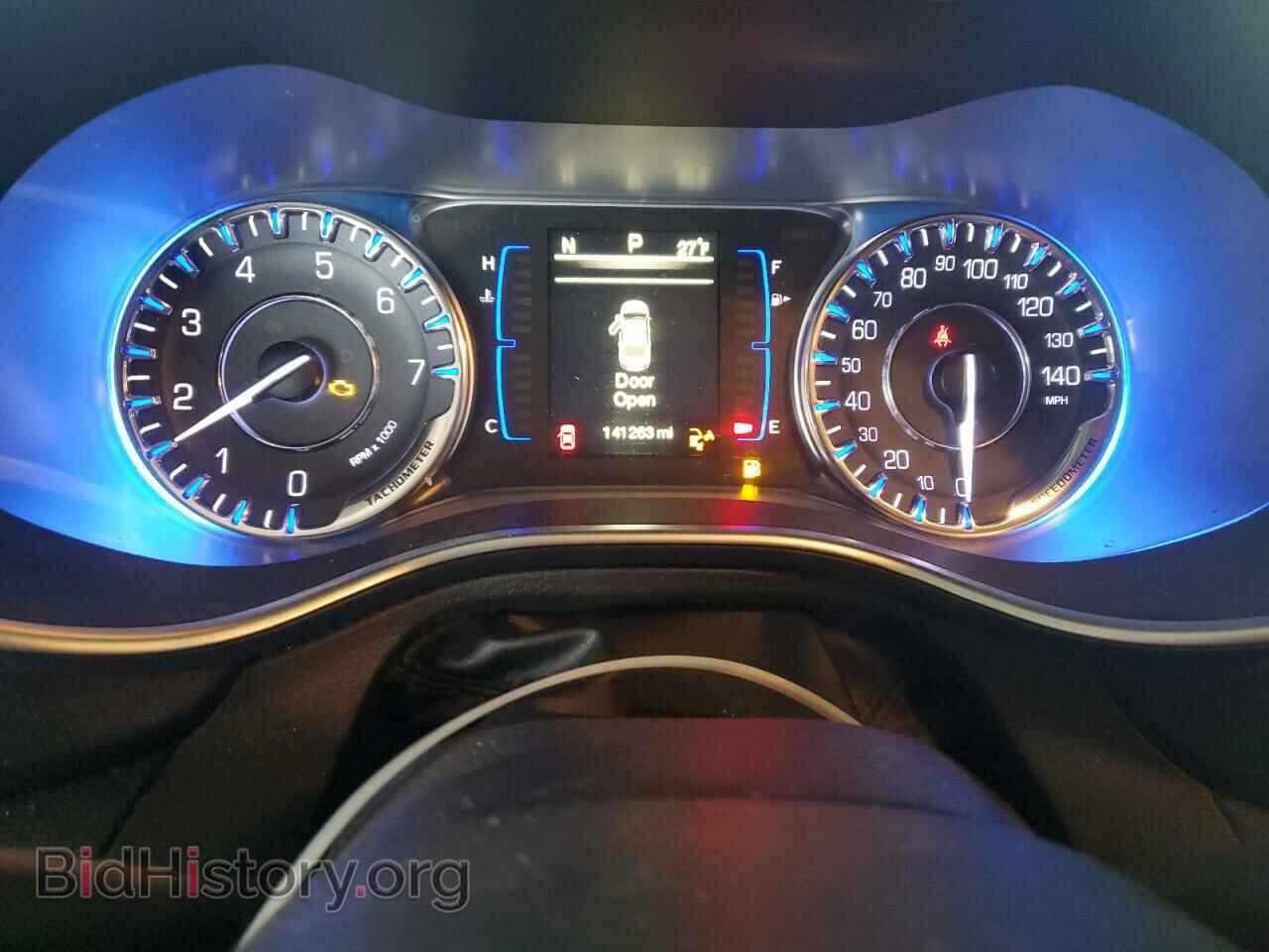 2015 CHRYSLER 200 - VIN: 1C3CCCAB7FN600049 - Фото 9