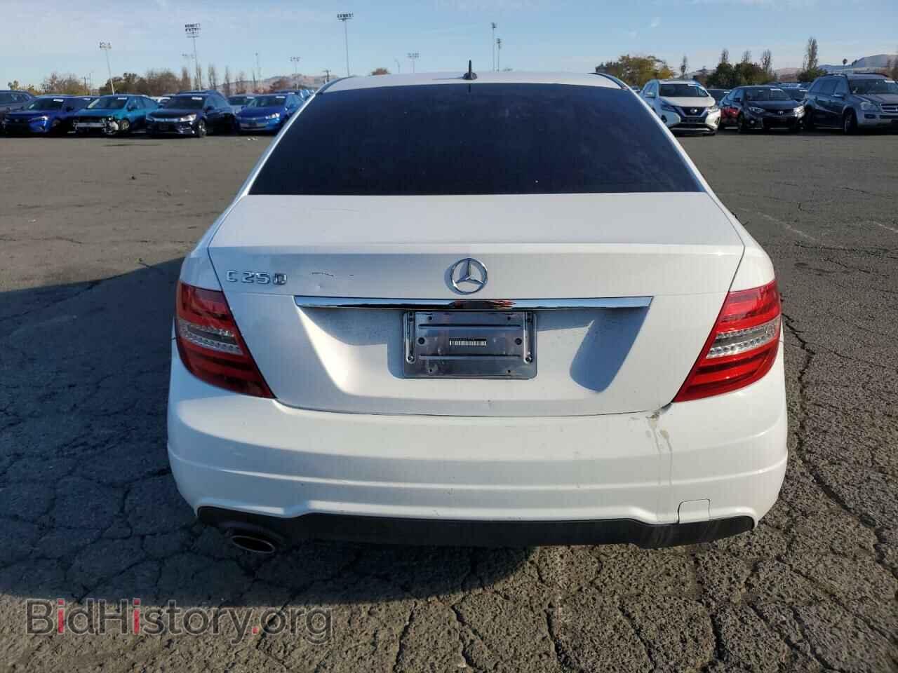 2013 MERCEDES-BENZ C-CLASS - VIN: WDDGF4HB3DF972758 - Фото 6
