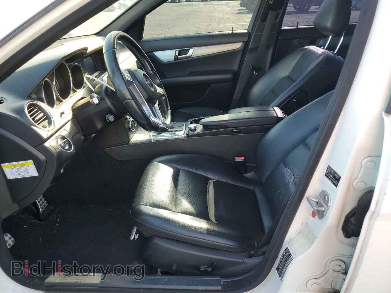 2013 MERCEDES-BENZ C-CLASS - VIN: WDDGF4HB3DF972758 - Фото 7