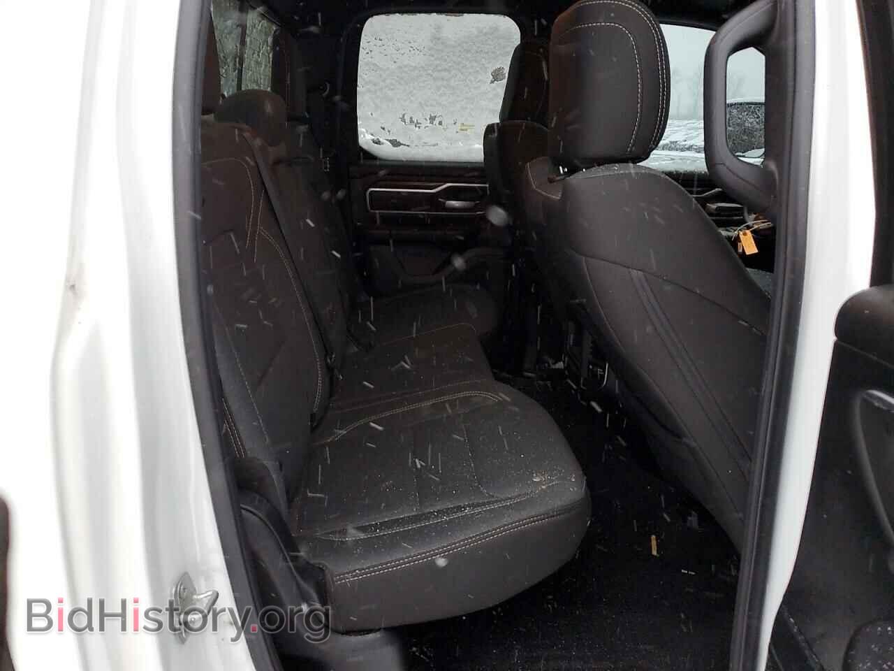 2019 RAM 1500 - VIN: 1C6SRFBT2KN719952 - Фото 11