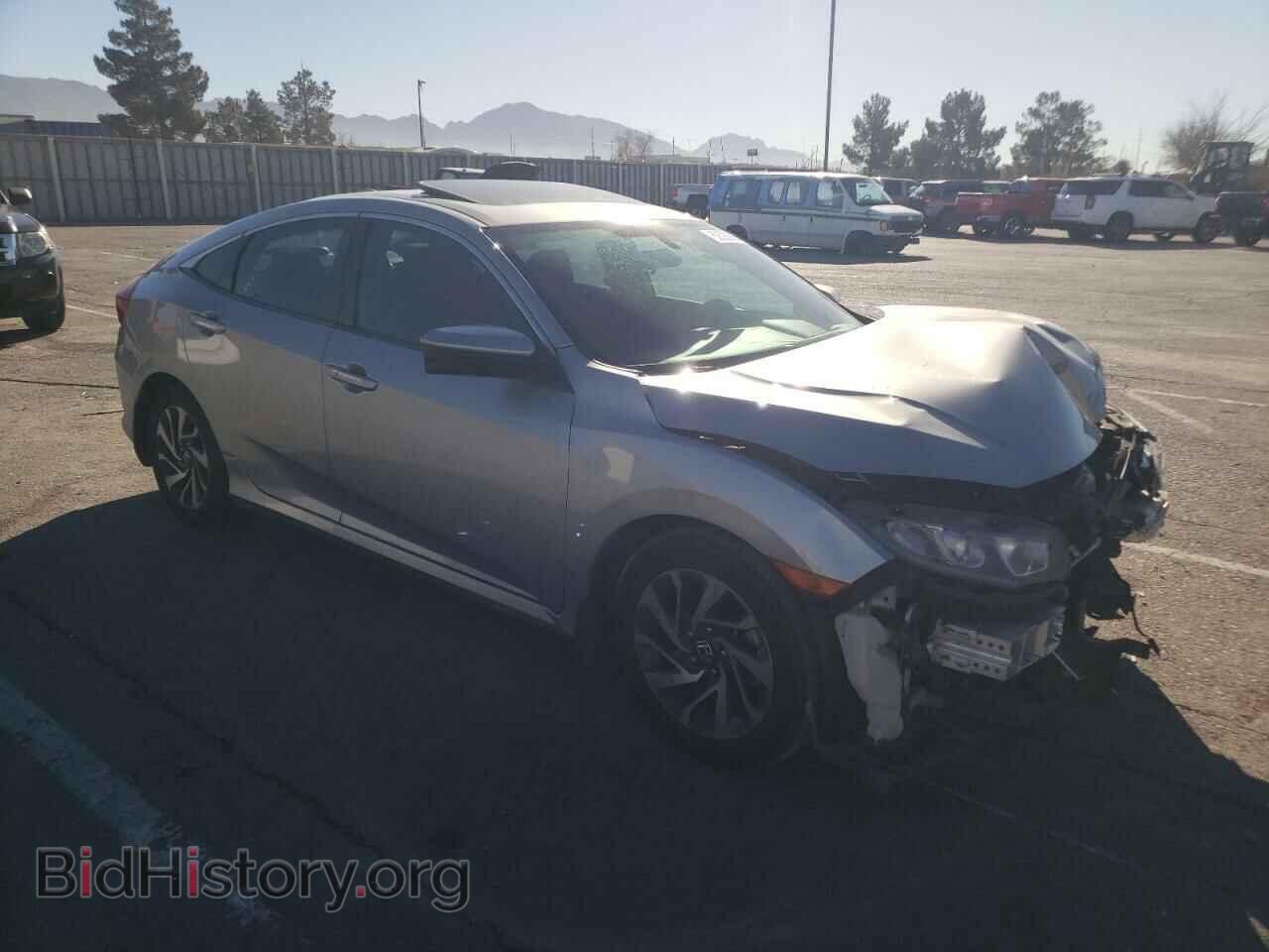 2017 HONDA CIVIC - VIN: 19XFC2F79HE073579 - Photo 4