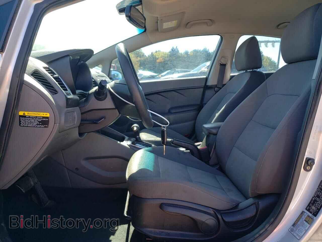 2017 KIA FORTE - VIN: 3KPFK4A72HE110333 - Фото 7