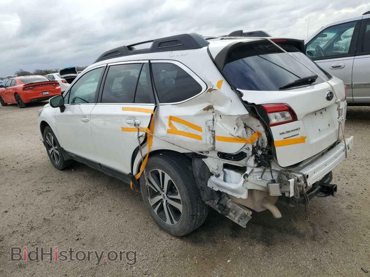 2018 SUBARU OUTBACK - VIN: 4S4BSANC2J3311209 - Фото 2