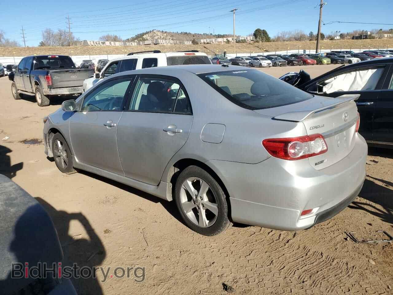 2011 TOYOTA COROLLA - VIN: 2T1BU4EEXBC702361 - Фото 2