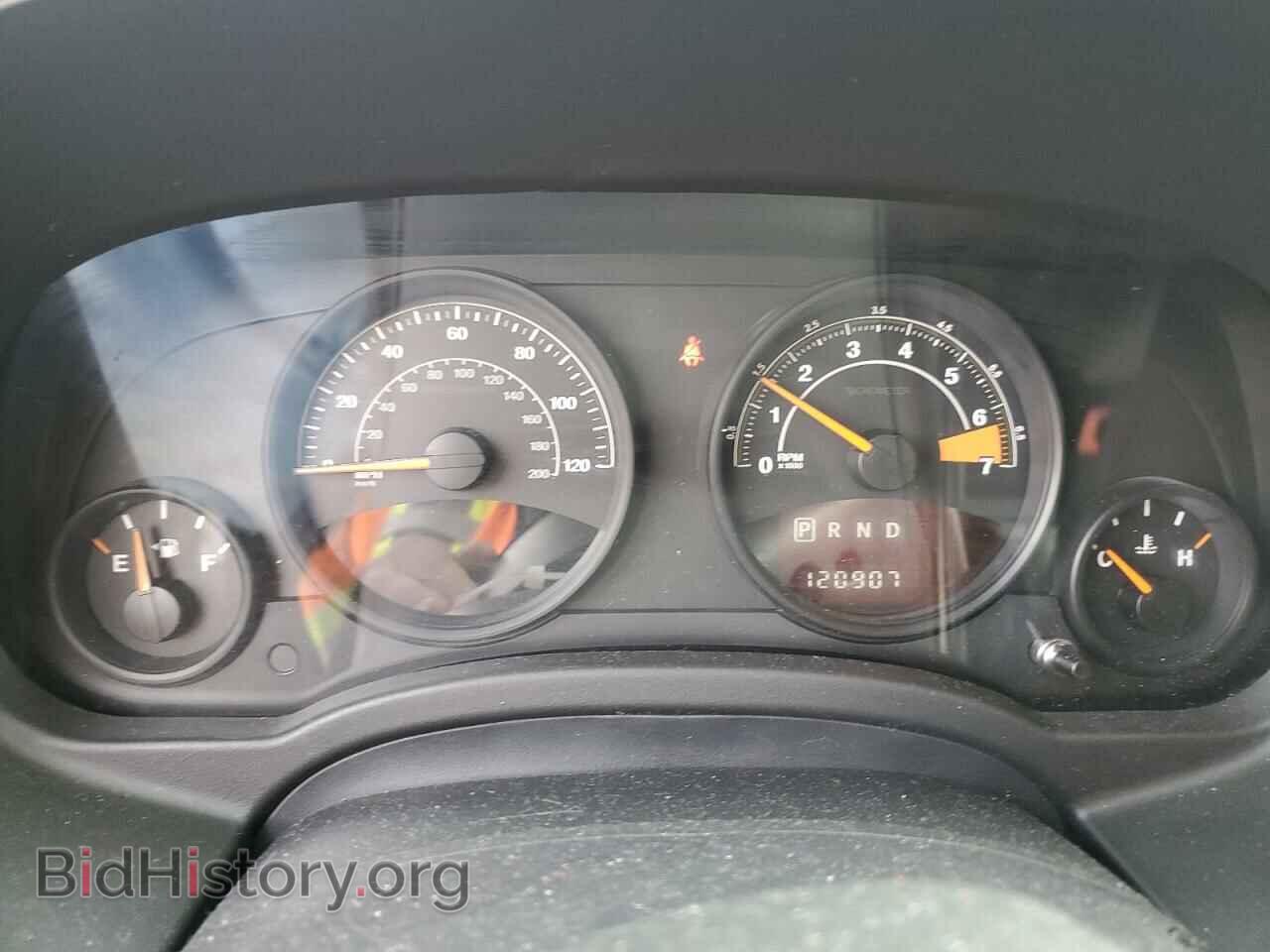 2016 JEEP COMPASS - VIN: 1C4NJDBB8GD549862 - Фото 9
