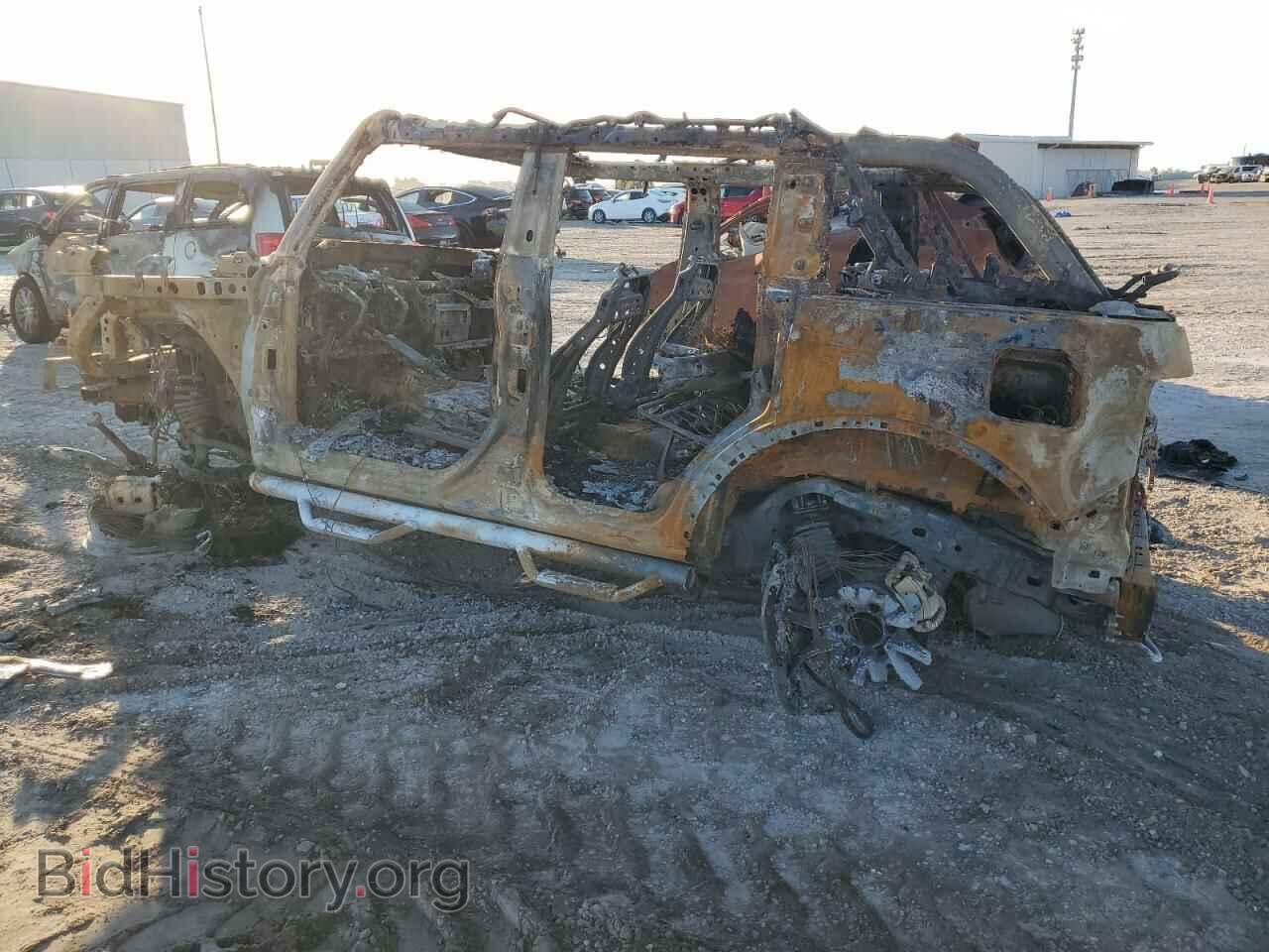 2021 FORD BRONCO - VIN: 1FMEE5DP0MLA86230 - Фото 2