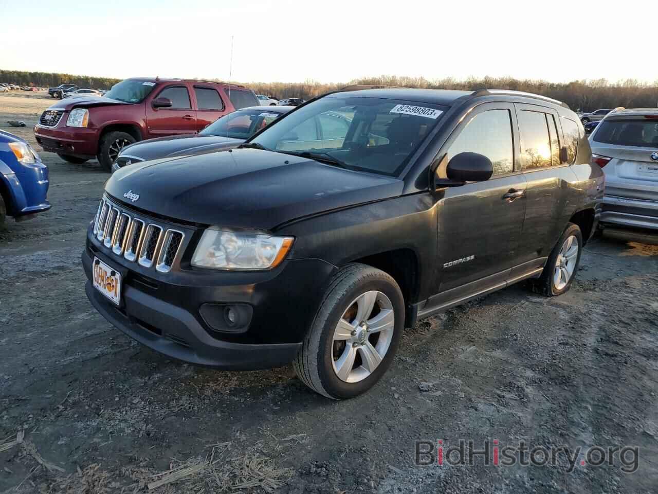 Photo 1C4NJDBBXCD717057 - JEEP COMPASS 2012