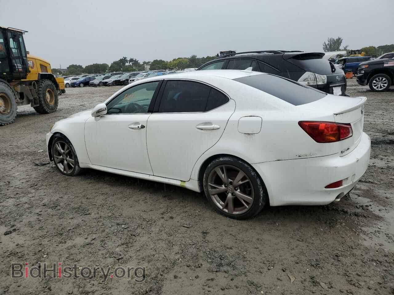 2009 LEXUS IS - VIN: JTHBK262595093992 - Photo 2