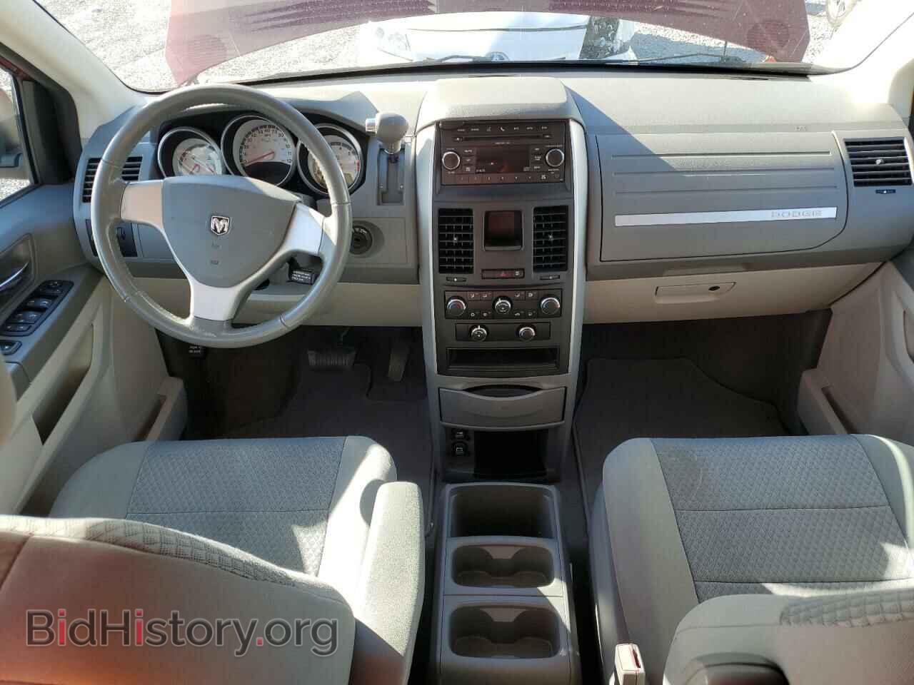 2010 DODGE CARAVAN - VIN: 2D4RN3D1XAR332292 - Photo 8