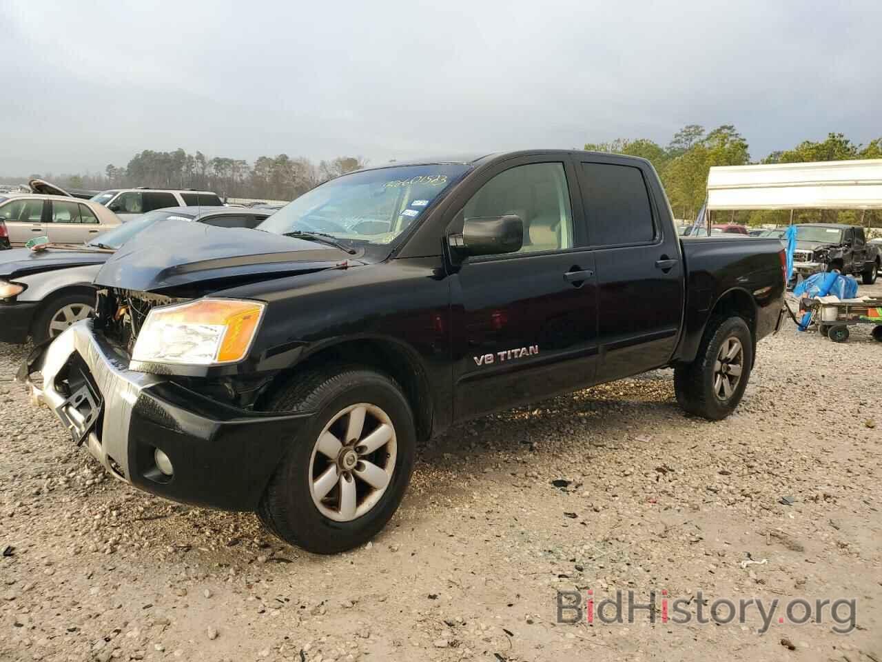 Photo 1N6BA0ED2BN301745 - NISSAN TITAN 2011