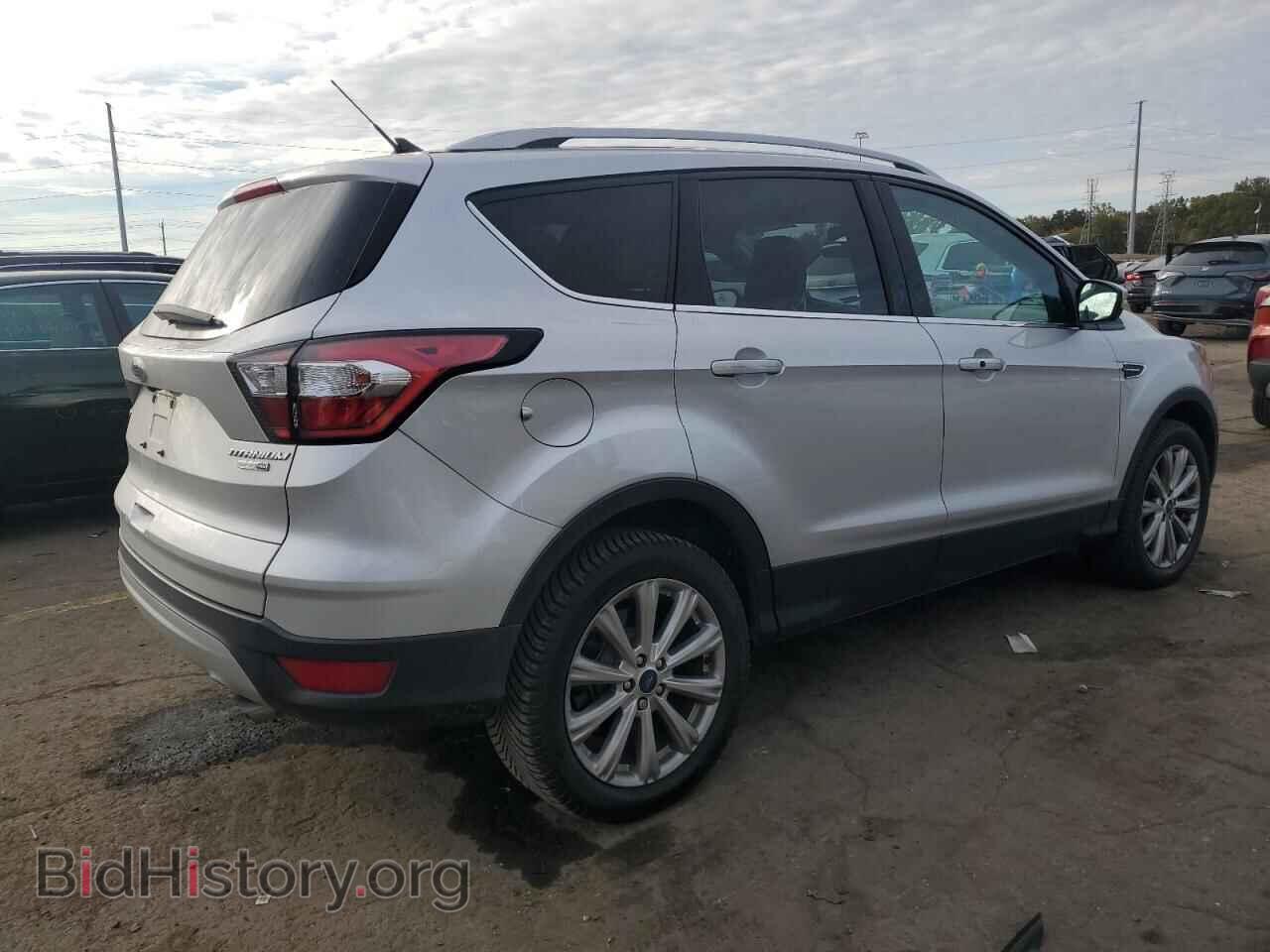 2018 FORD ESCAPE - VIN: 1FMCU9J92JUC69268 - Фото 3