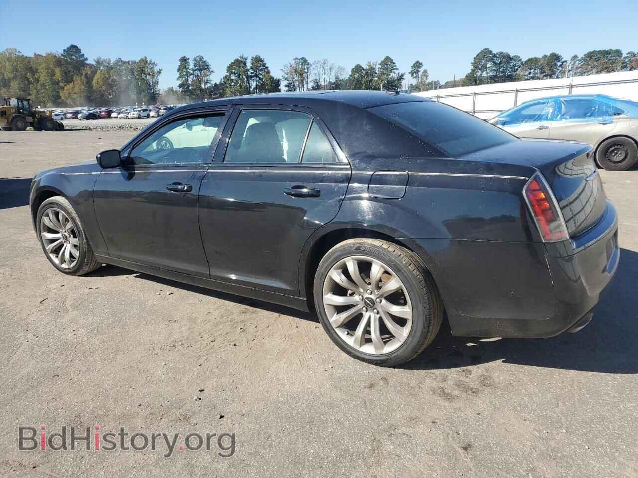 2014 CHRYSLER 300 - VIN: 2C3CCABG0EH328353 - Фото 2