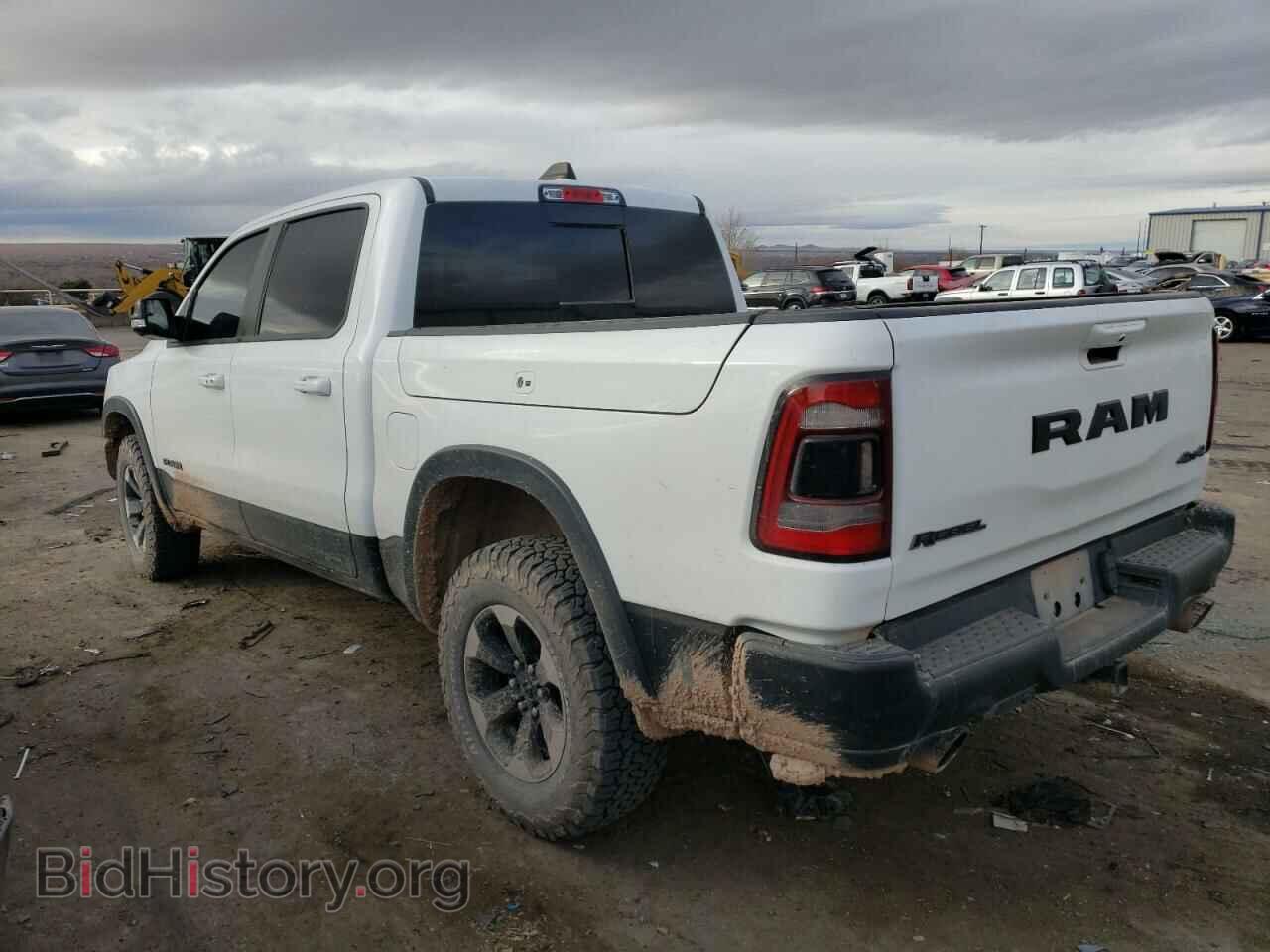 2020 RAM 1500 - VIN: 1C6SRFLM0LN359329 - Фото 2