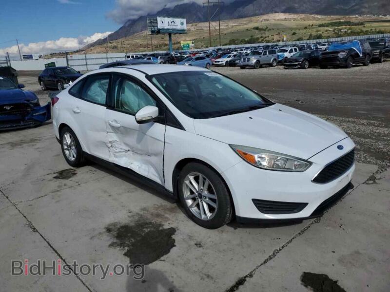 2016 Ford FOCUS (VIN 1FADP3F24GL290751) — фото 4 из 14
