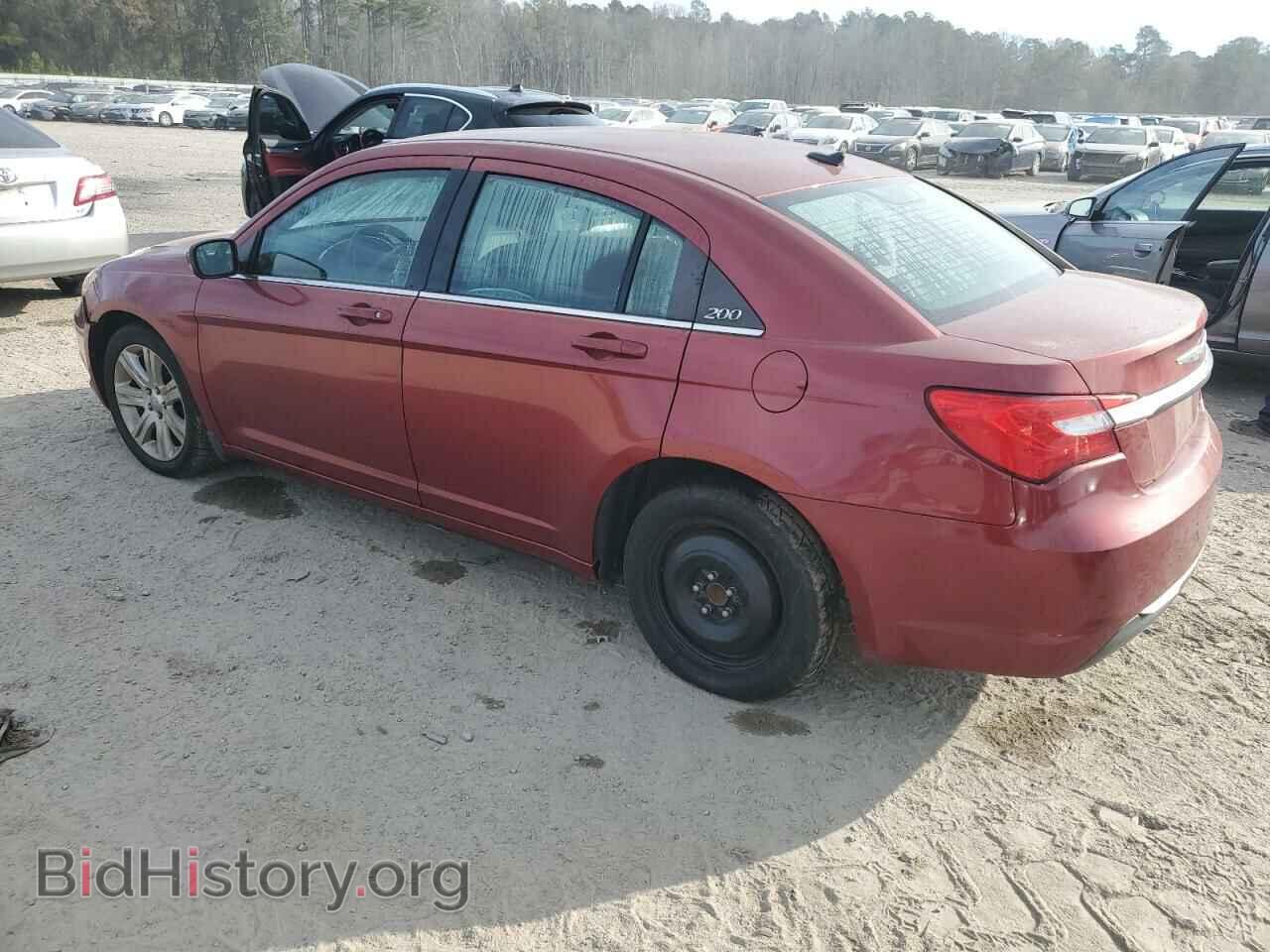 2013 CHRYSLER 200 - VIN: 1C3CCBAB1DN698020 - Фото 2