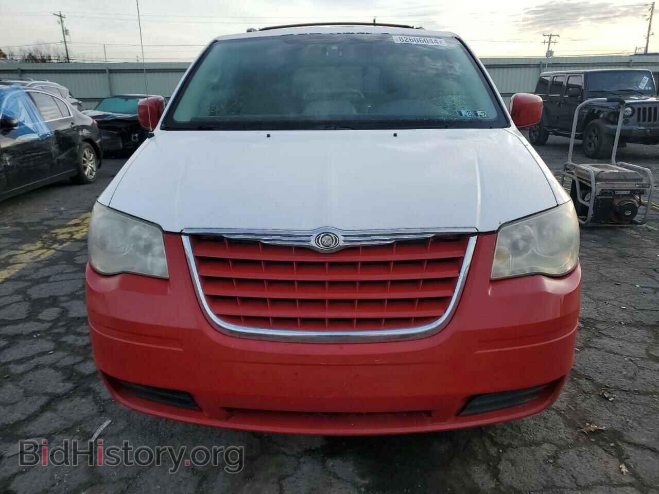 2008 CHRYSLER MINIVAN - VIN: 2A8HR44H08R839558 - Фото 5