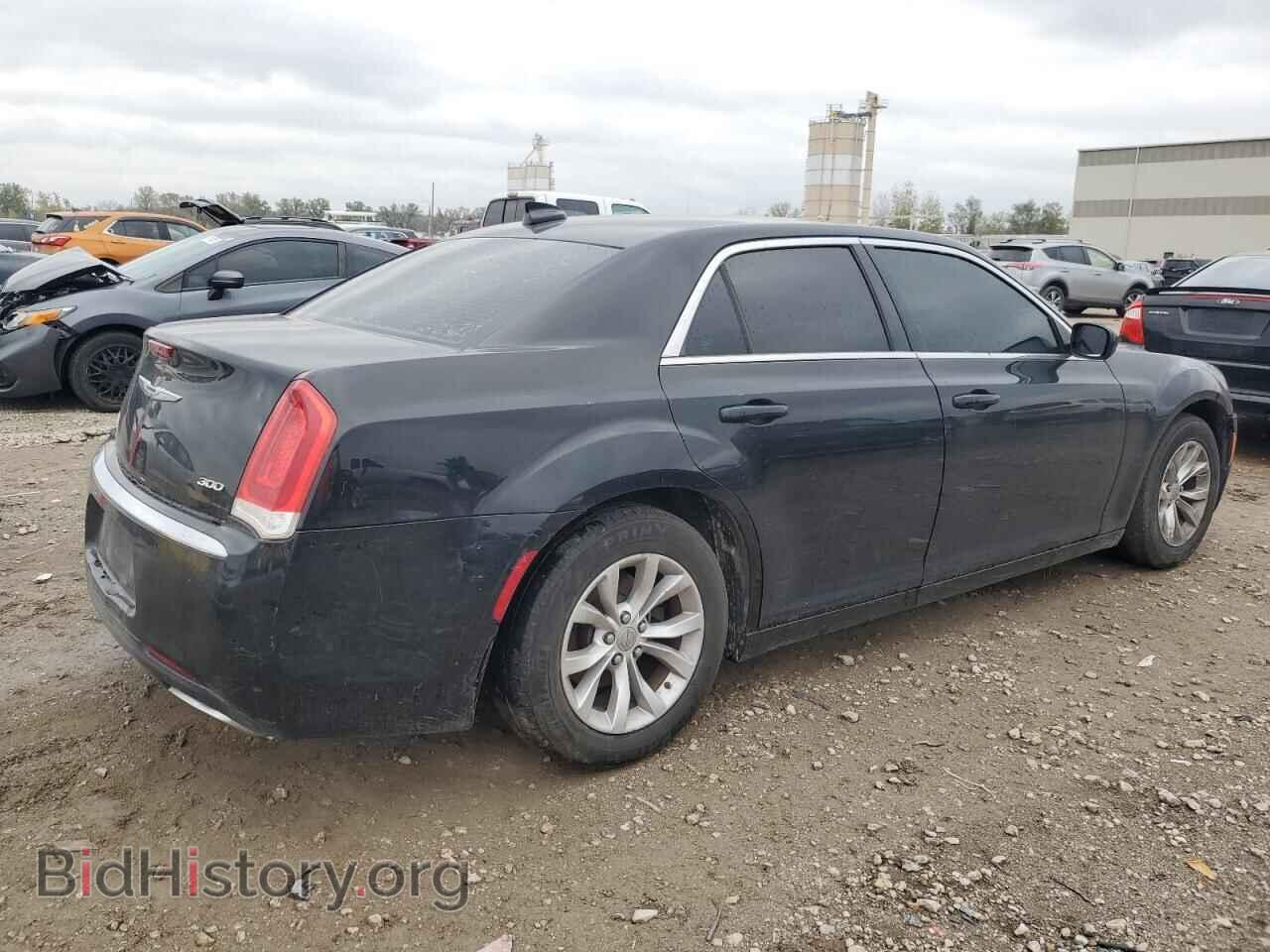 2015 CHRYSLER 300 - VIN: 2C3CCAAG6FH803281 - Photo 3