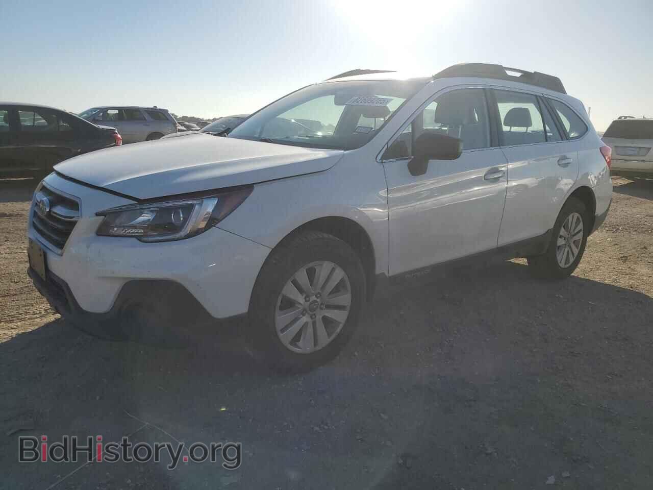 Photo 4S4BSAAC7J3227764 - SUBARU OUTBACK 2018