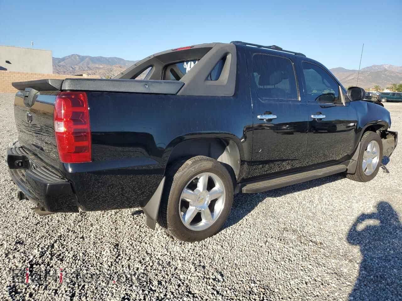 2011 CHEVROLET AVALANCHE - VIN: 3GNMCFE08BG405923 - Фото 3