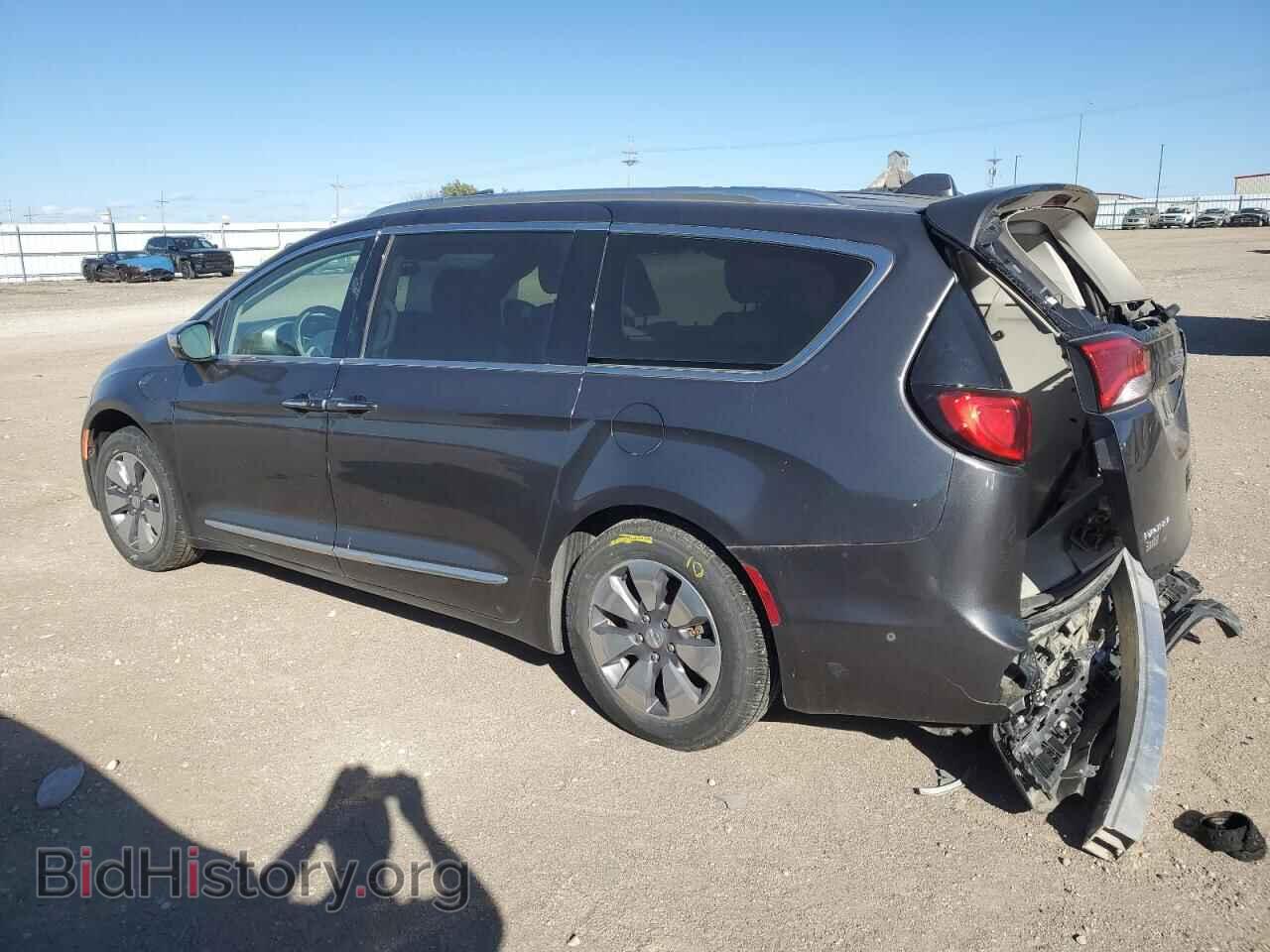 2018 CHRYSLER PACIFICA - VIN: 2C4RC1N7XJR365237 - Фото 2