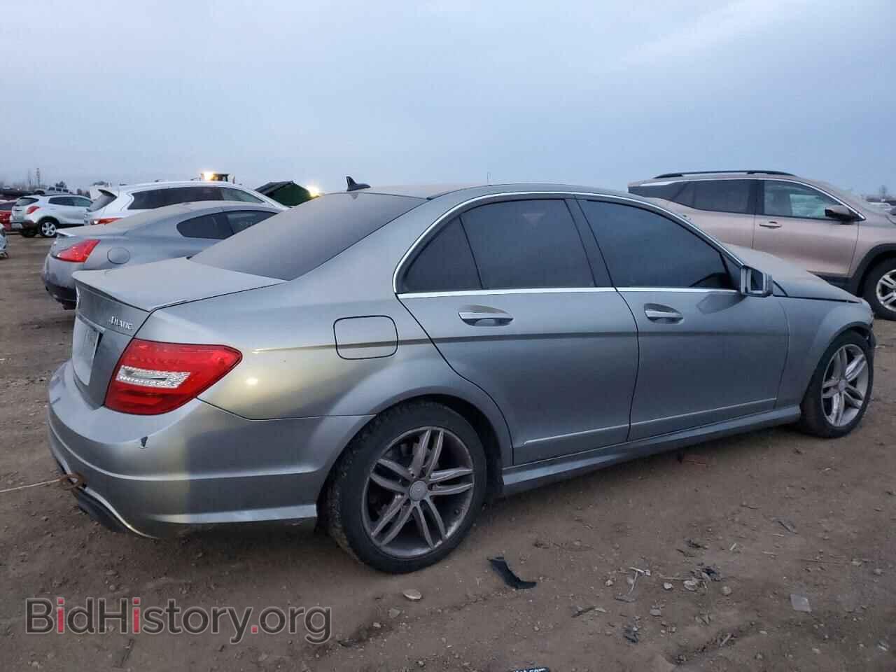 2012 MERCEDES-BENZ C-CLASS - VIN: WDDGF8BB5CA710820 - Фото 3