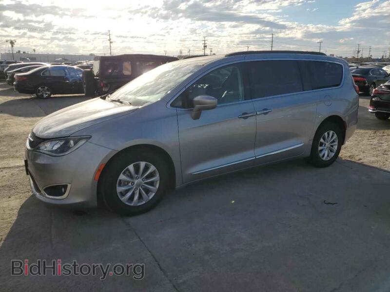 2017 Chrysler PACIFICA Touring L (VIN 2C4RC1BG2HR609364) — фото 1 из 15, Copart, повреждение: передняя часть