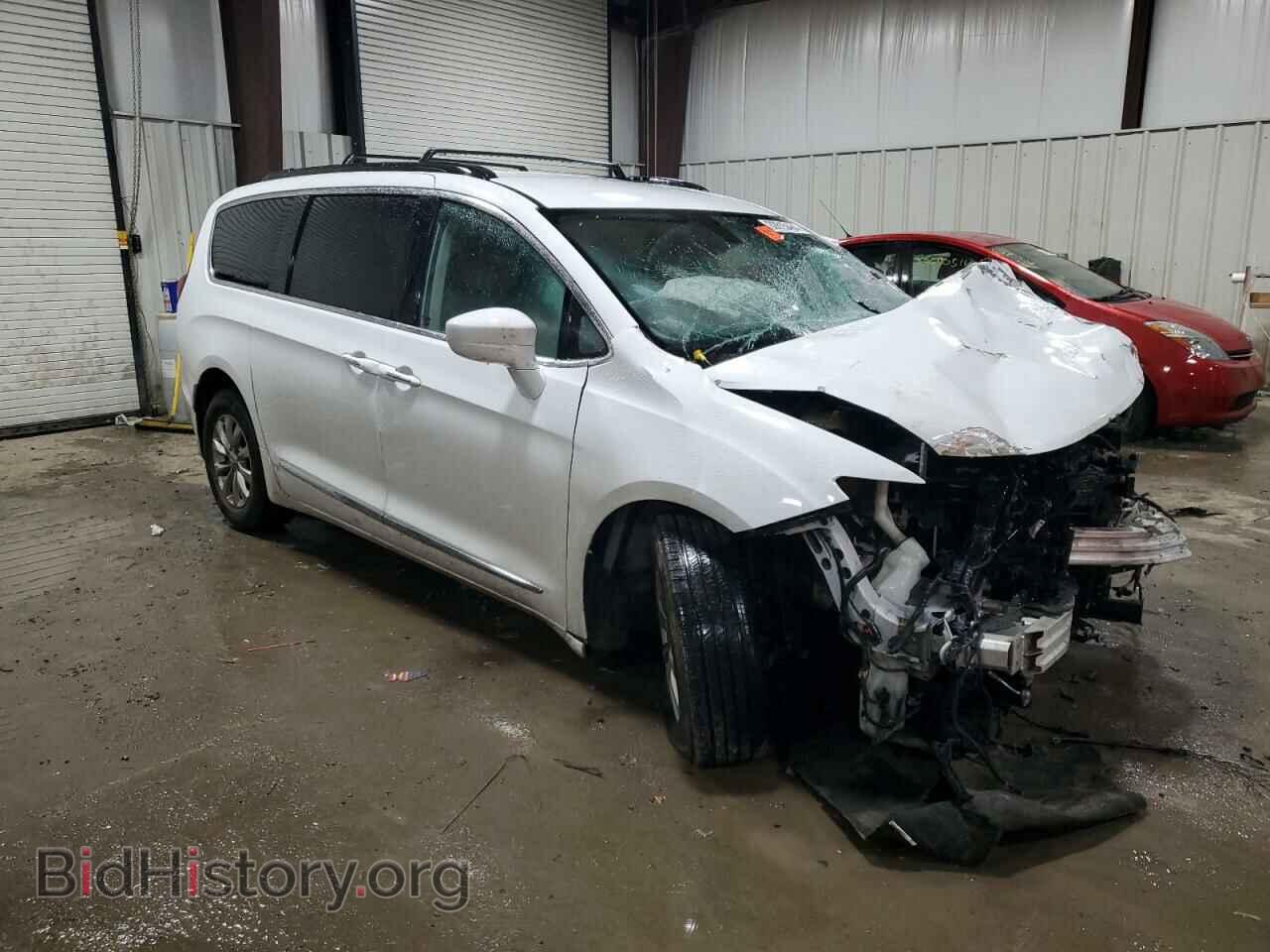 2017 CHRYSLER PACIFICA - VIN: 2C4RC1BGXHR691666 - Фото 4