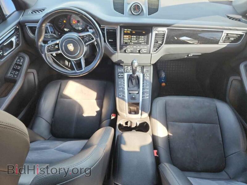 2016 Porsche MACAN (VIN WP1AB2A54GLB54738) — фото 8 из 13