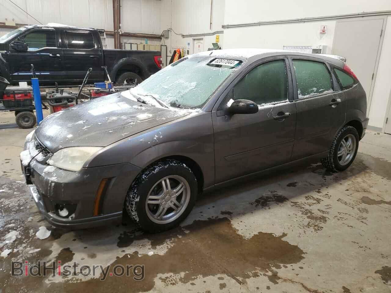 Photo 1FAFP37N57W182302 - FORD FOCUS 2007