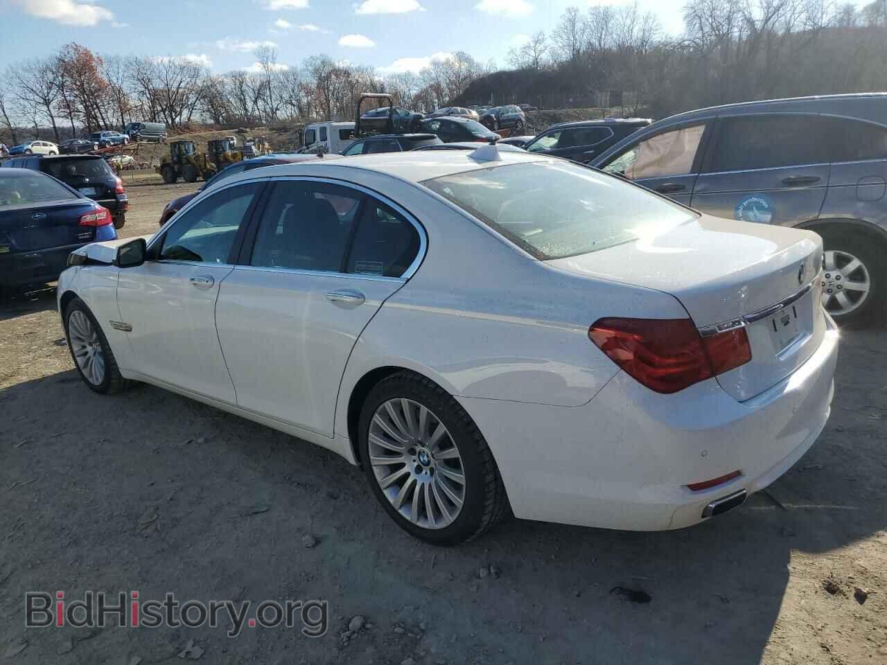 2012 BMW 7 SERIES - VIN: WBAKC6C59CDX99412 - Фото 2