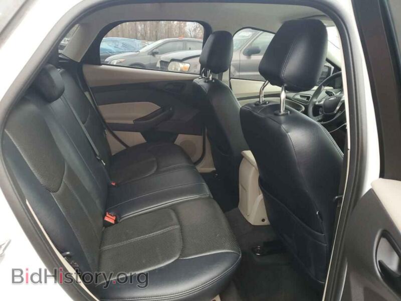 2012 Ford FOCUS (VIN 1FAHP3K24CL186312) — photo 10 of 12