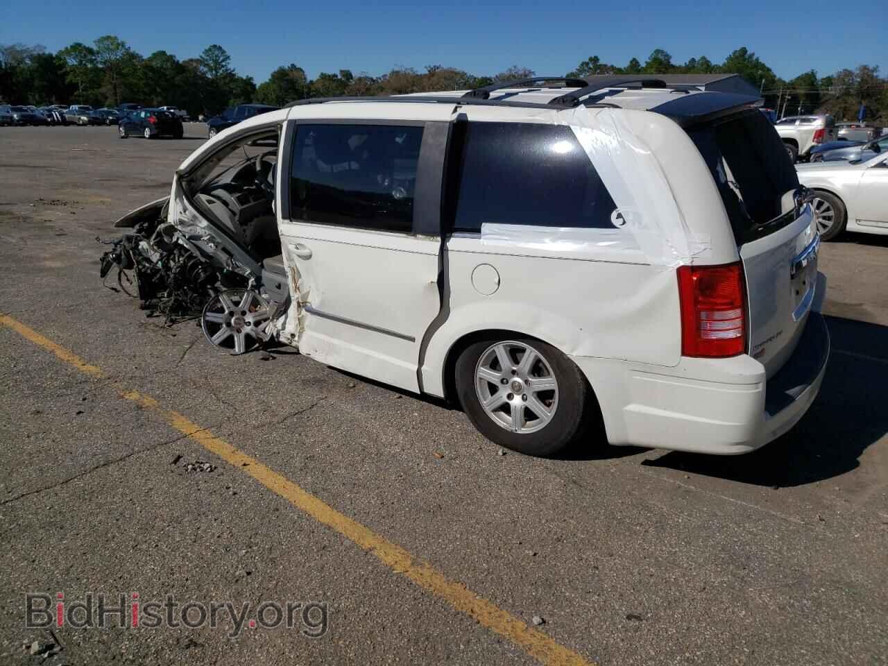 2010 CHRYSLER MINIVAN - VIN: 2A4RR5D17AR128993 - Фото 2