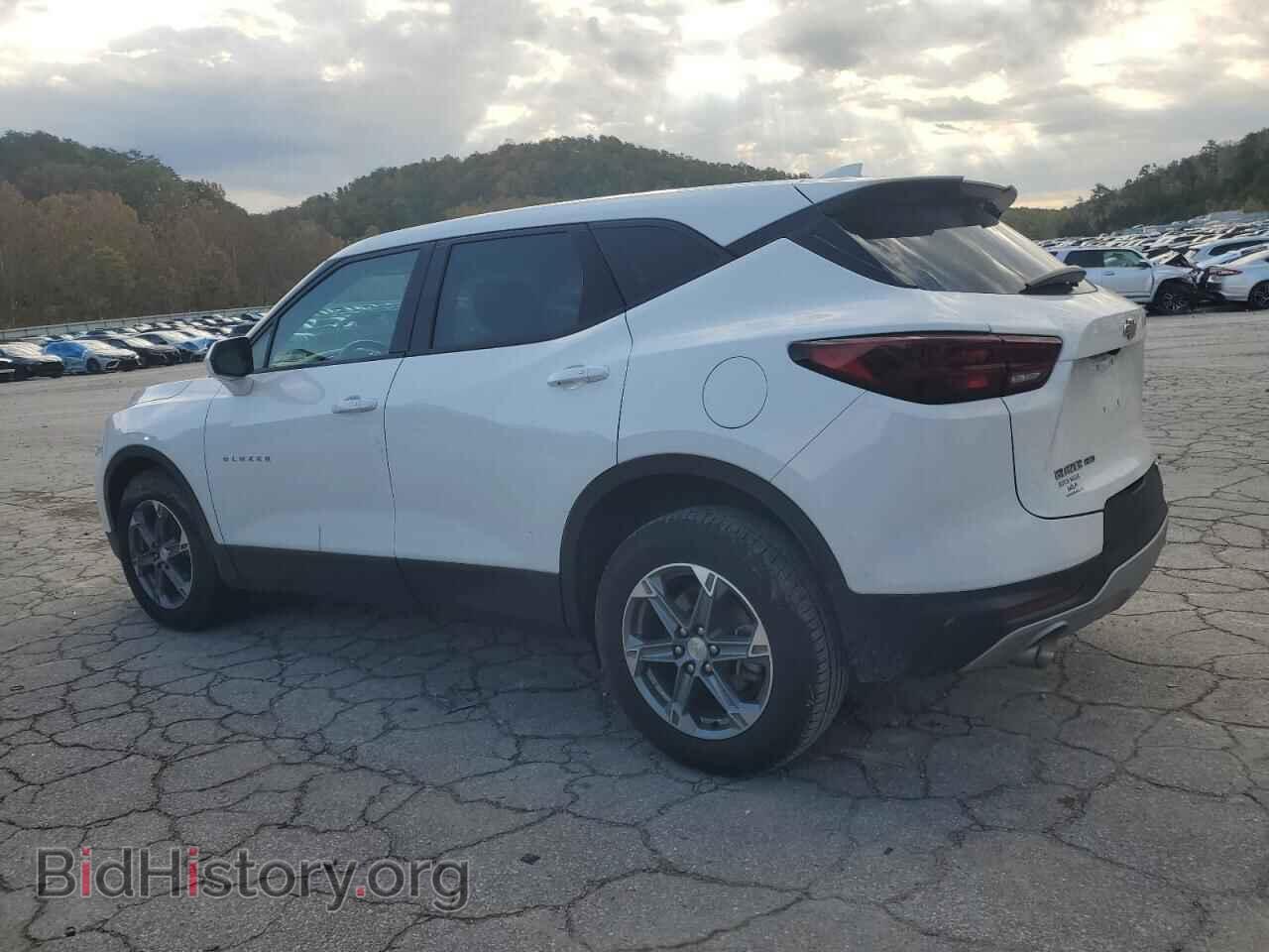 2023 CHEVROLET BLAZER - VIN: 3GNKBHR46PS221734 - Фото 2