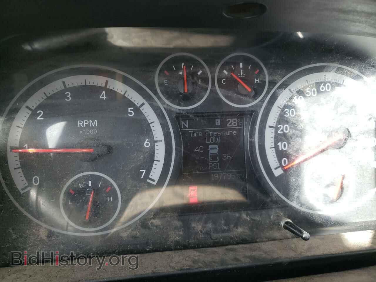 2011 DODGE All Models - VIN: 1D7RV1GT2BS681337 - Photo 9
