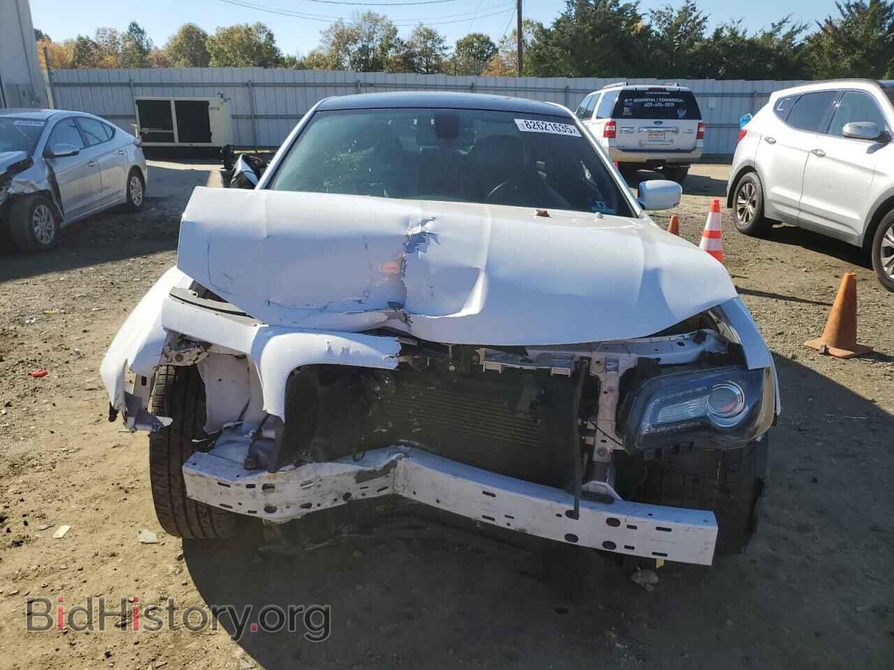 2017 CHRYSLER 300 - VIN: 2C3CCAGG0HH512513 - Фото 5