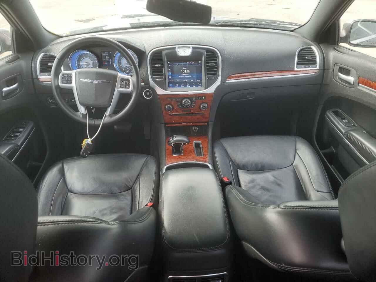 2014 CHRYSLER 300 - VIN: 2C3CCAAG4EH382675 - Фото 8
