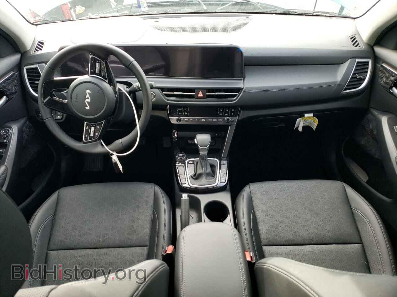 2025 KIA SELTOS - VIN: KNDERCAA3S7689496 - Фото 8