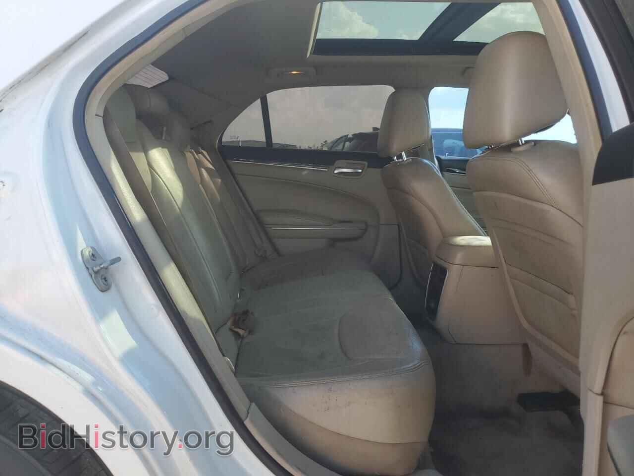 2014 CHRYSLER 300 - VIN: 2C3CCARG1EH323152 - Фото 10