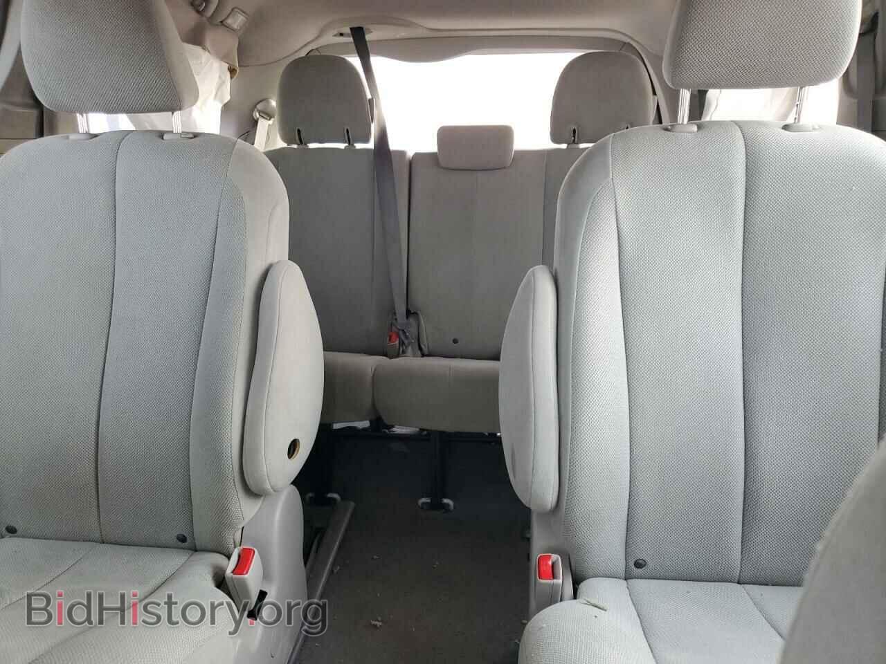 2011 TOYOTA All Models - VIN: 5TDZK3DCXBS023728 - Фото 10