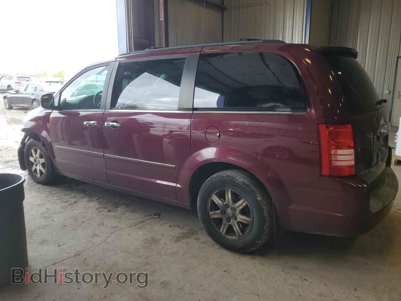 2008 CHRYSLER MINIVAN - VIN: 2A8HR54P78R821281 - Фото 2
