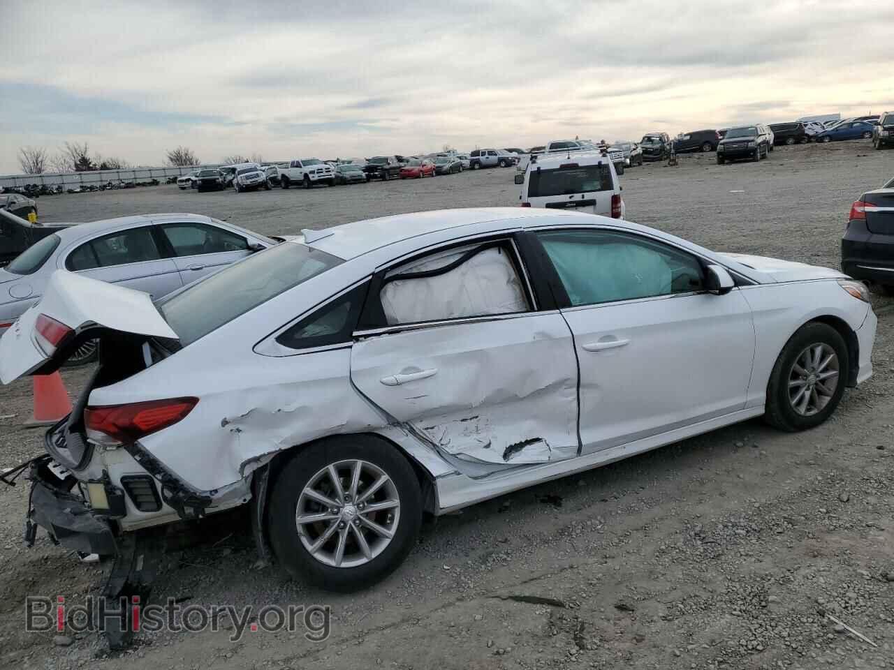 2019 HYUNDAI SONATA - VIN: 5NPE24AF2KH753903 - Фото 3