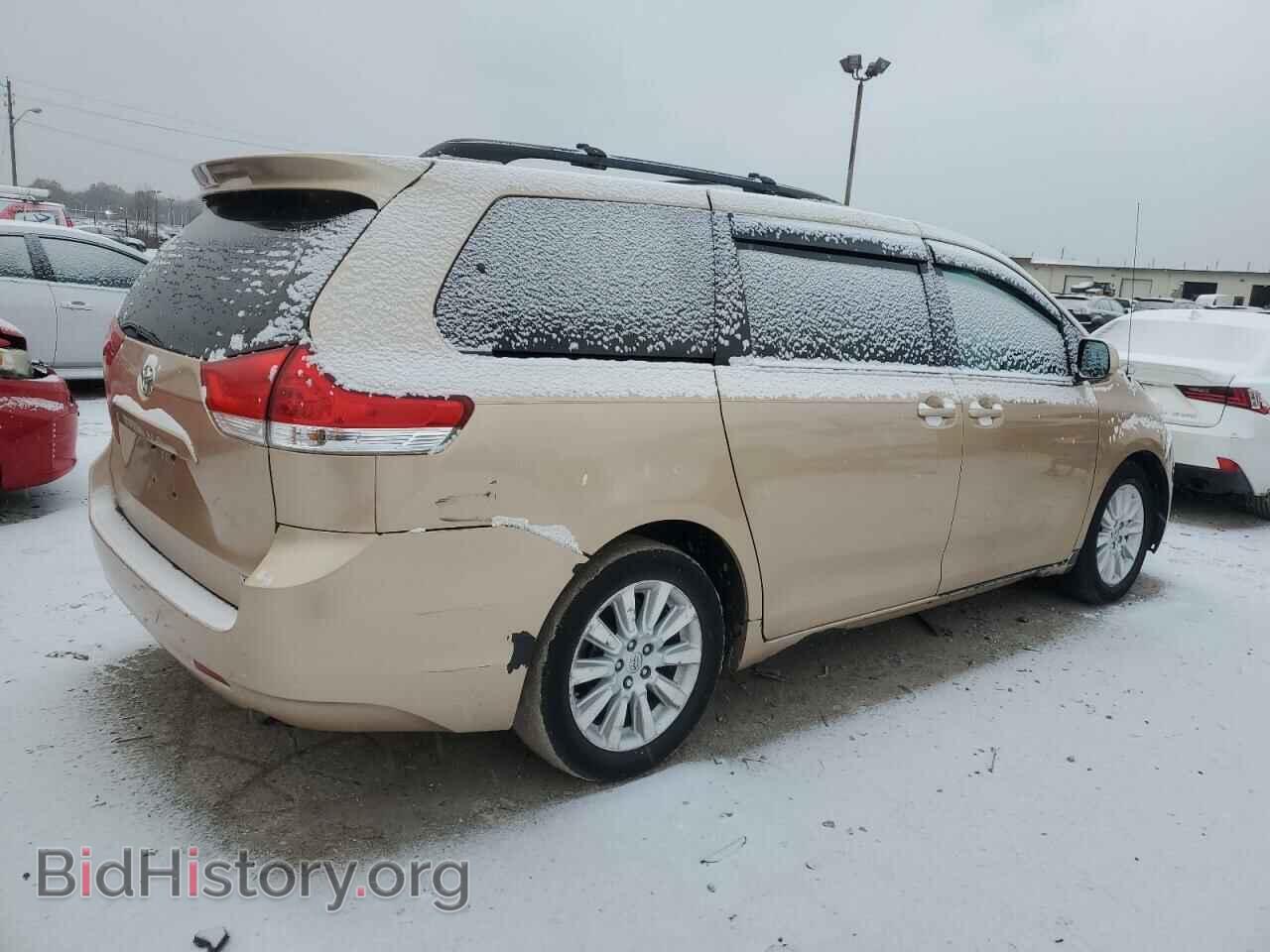 2013 TOYOTA All Models - VIN: 5TDDK3DC8DS060936 - Photo 3