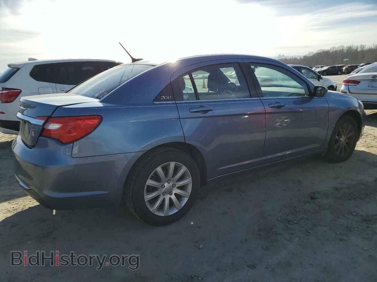 2011 CHRYSLER 200 - VIN: 1C3BC1FB2BN569232 - Фото 3