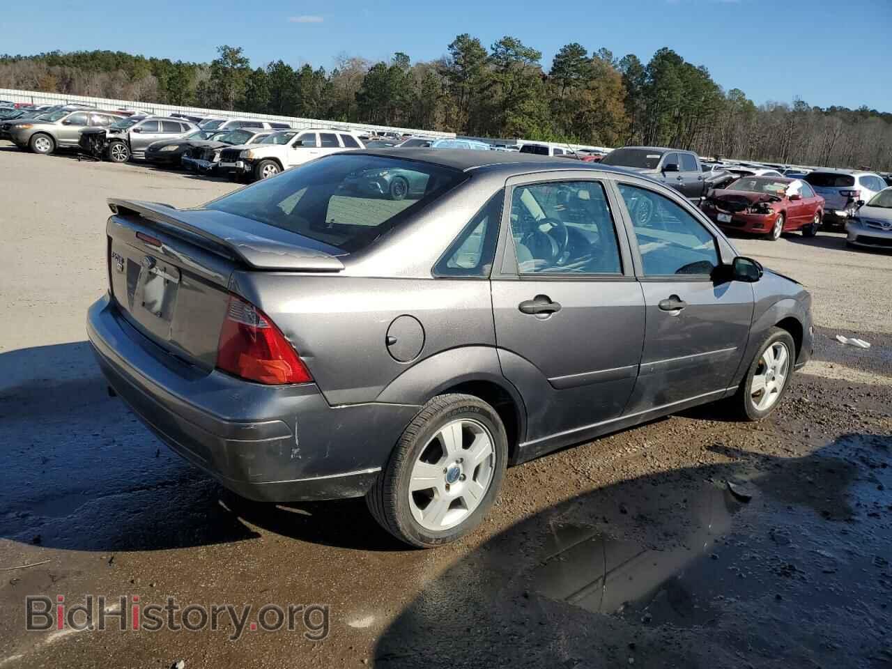 2007 FORD FOCUS - VIN: 1FAHP34N07W182883 - Фото 3