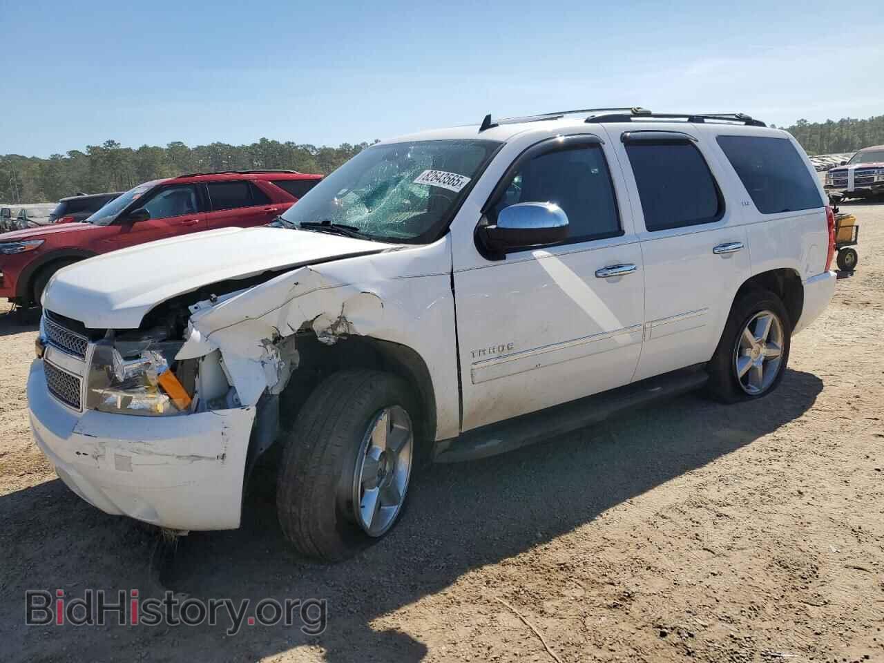 Photo 1GNSCCE06CR267497 - CHEVROLET TAHOE 2012