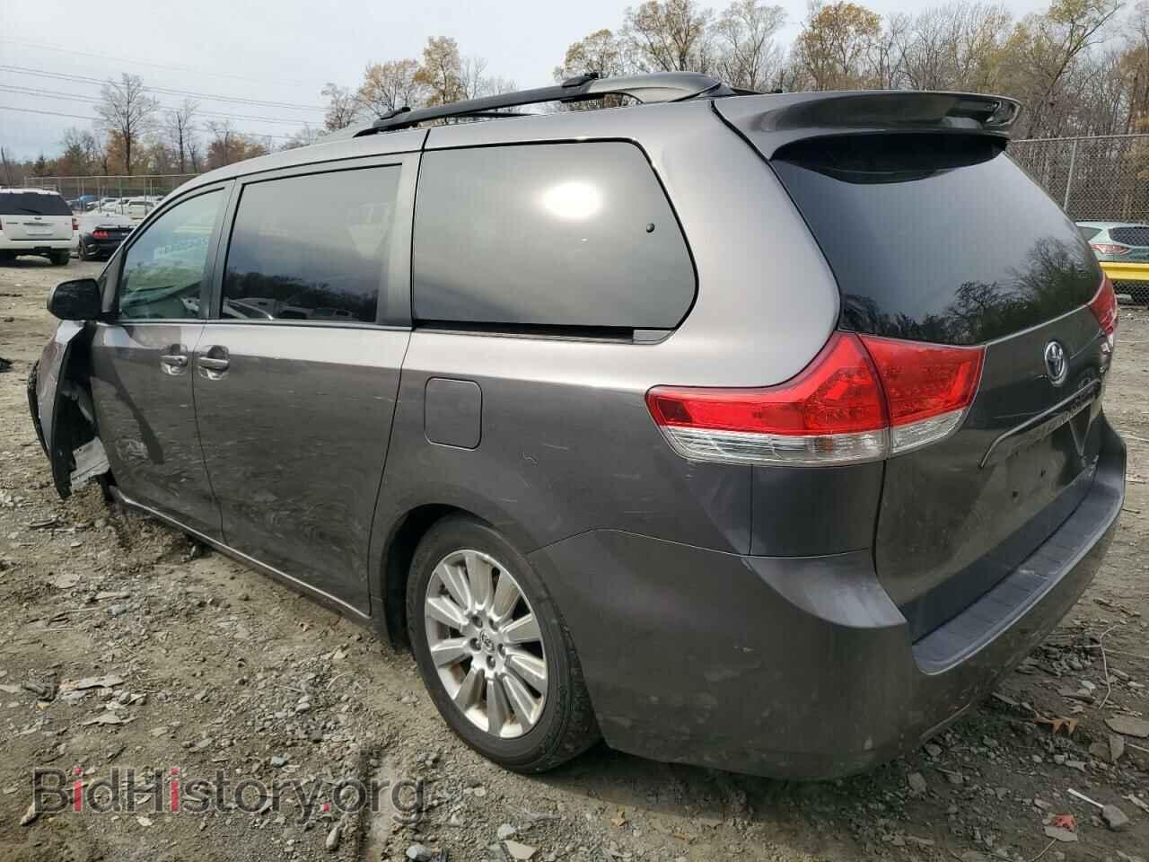 2011 TOYOTA All Models - VIN: 5TDDK3DC4BS011665 - Фото 2