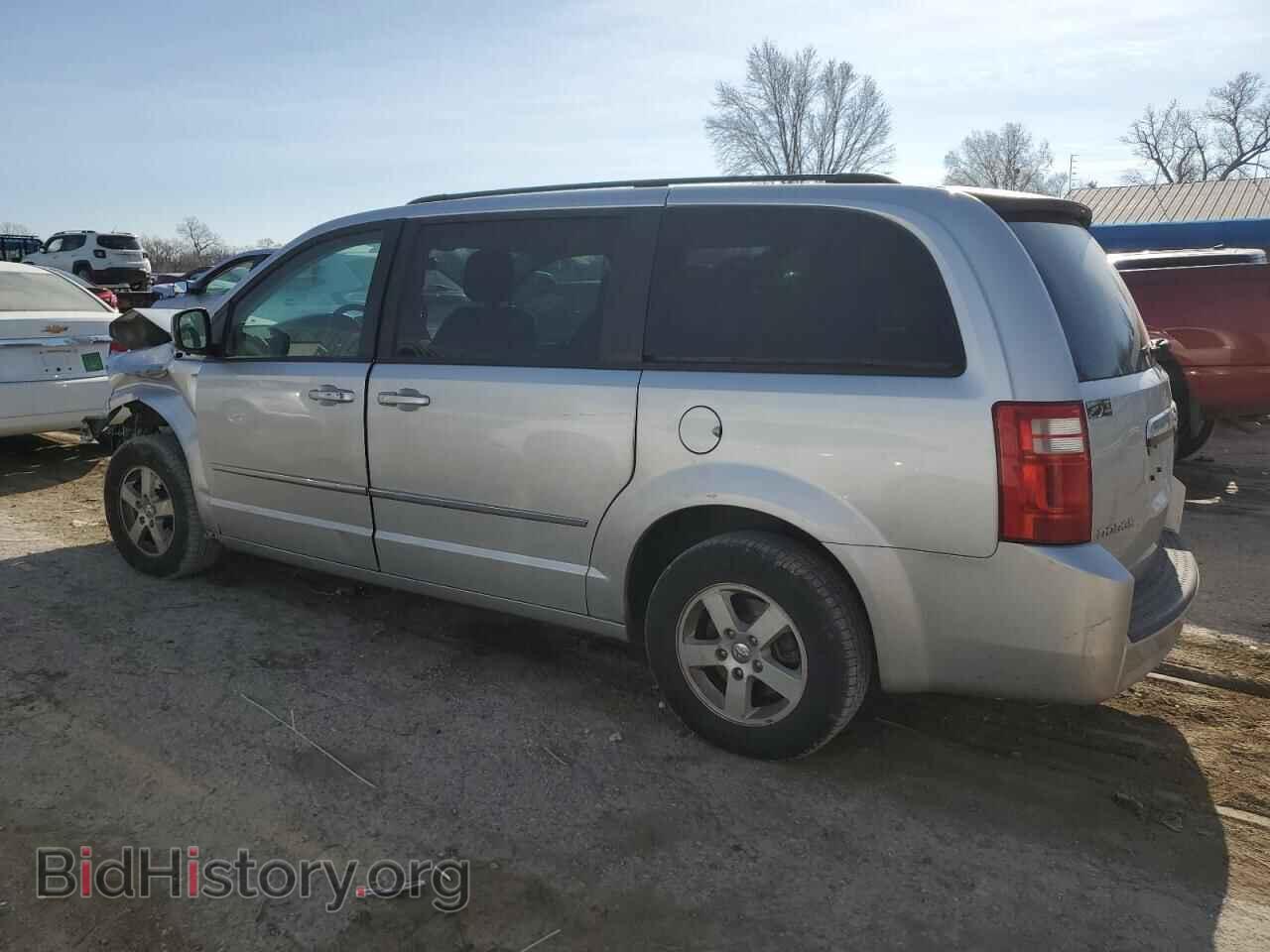 2010 DODGE CARAVAN - VIN: 2D4RN5D13AR458800 - Фото 2