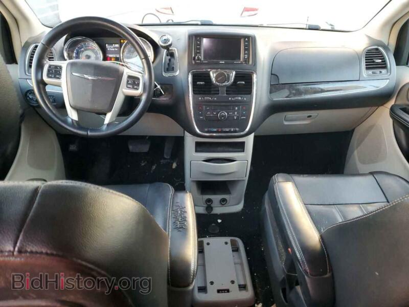 2015 Chrysler MINIVAN (VIN 2C4RC1BG7FR661926) — photo 8 of 13