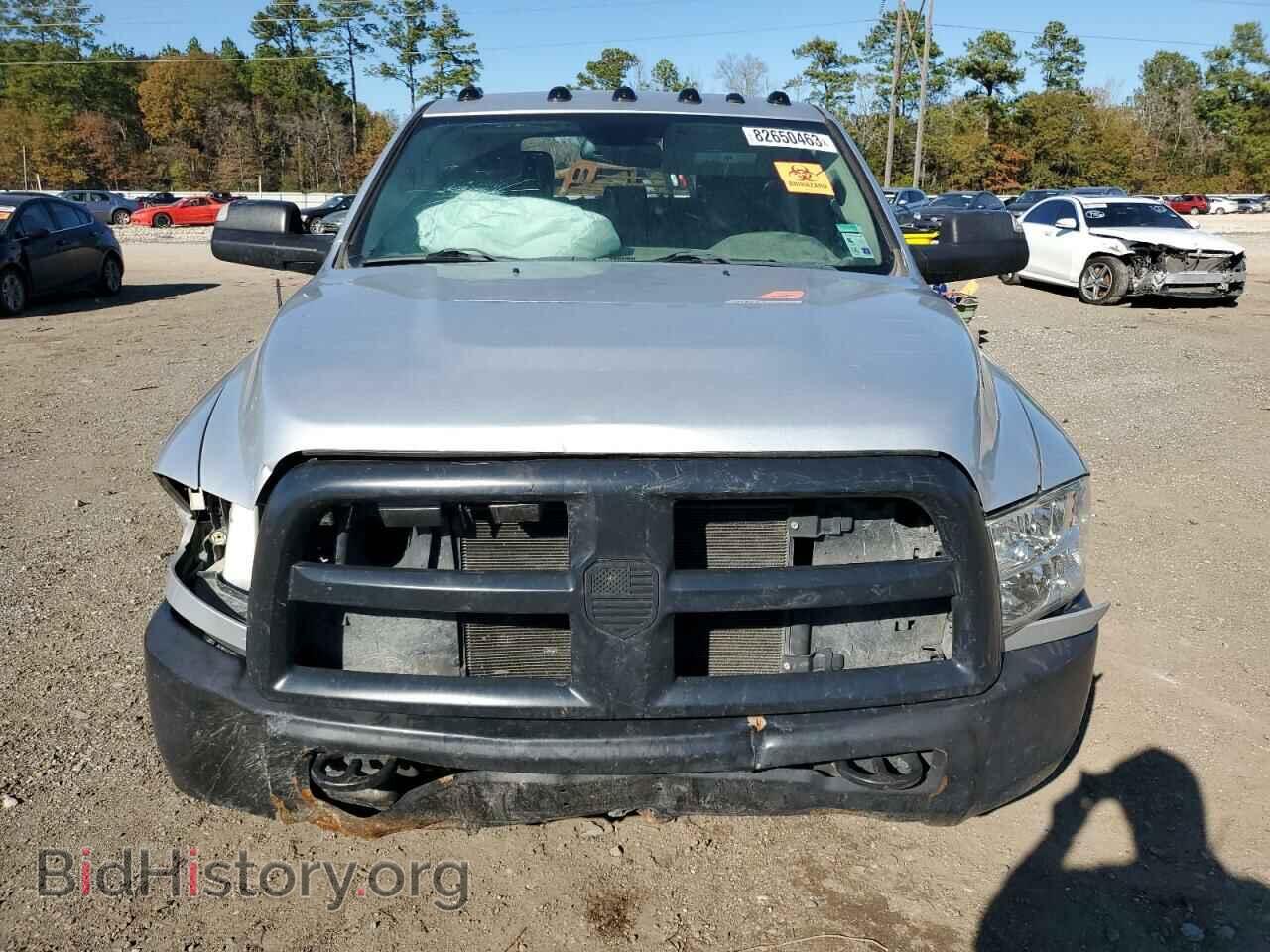 2018 RAM All Models - VIN: 3C6UR5CLXJG369415 - Photo 5